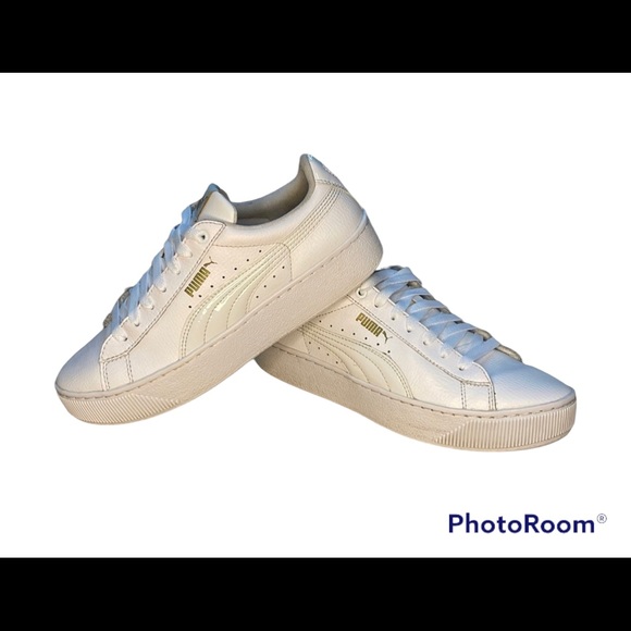 Puma Shoes - PUMA CARINA PLATFORM SNEAKERS | WOMENS Size 7.5